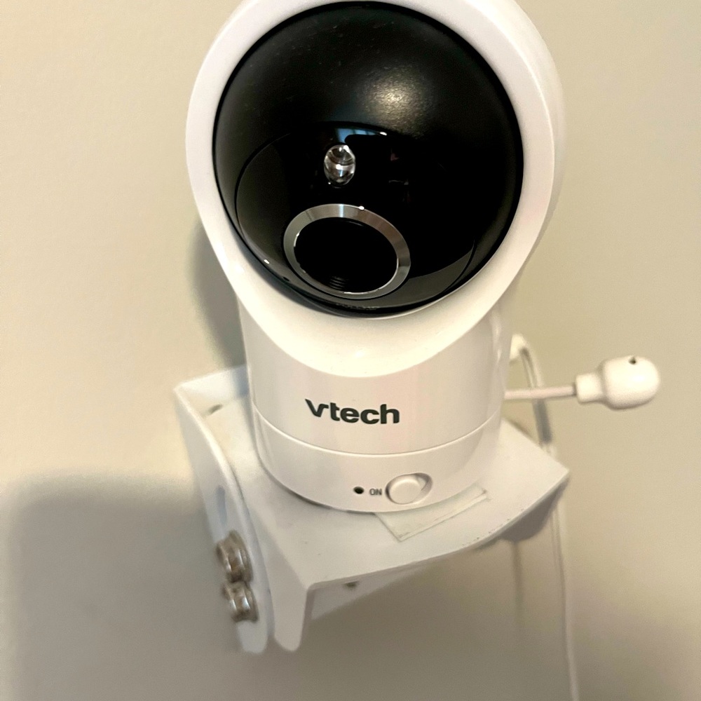 VTECH Baby Monitor with Wi-Fi Capability